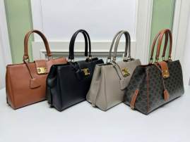 Picture of Celine Handbags _SKUfw225667057fw